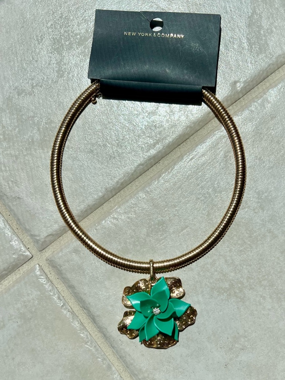 New York & Company Gold Collar Necklace with Teal Flower Pendant NWT!